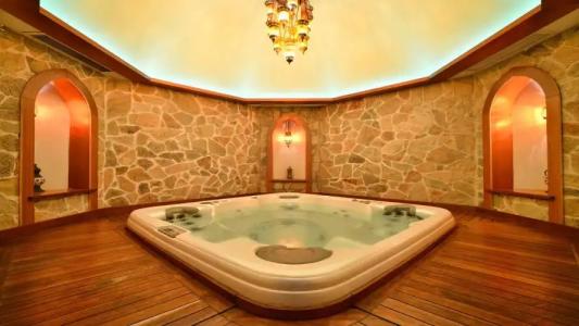 Holiday Inn Istanbul City - 25