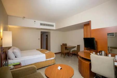 Holiday Inn Istanbul City - 40