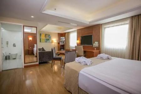 Holiday Inn Istanbul City - 6