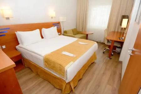 Holiday Inn Istanbul City - 72