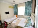Standard Triple room with balcony
