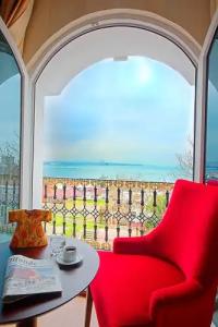The Magnaura Palace - 72