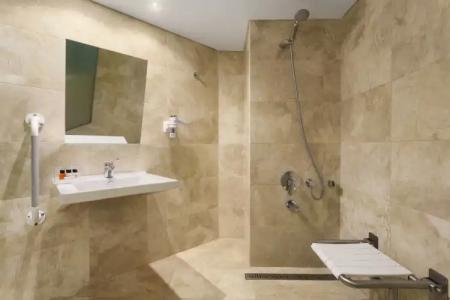 Ramada by Wyndham Istanbul Grand Bazaar - 111