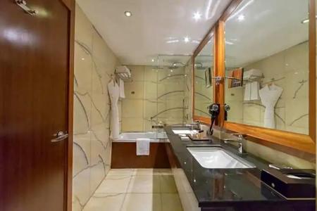 Crowne Plaza Istanbul Harbiye - 152