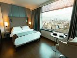 Corner Double room with city view