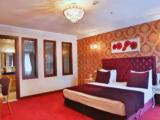 Double Corner Suite