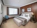 Superior Corner room