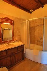 Selcuklu Evi Cave - Special Category - 152