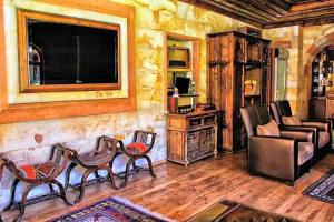 Akuzun Stone Hotel, Uerguep