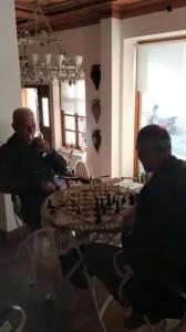 Des Etrangers - Special Category - 23