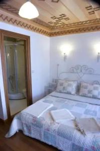 Des Etrangers - Special Category - 41