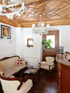 Des Etrangers - Special Category - 14