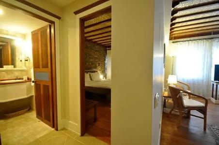 El Vino & Suites - 73