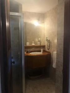 El Vino & Suites - 91