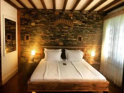 El Vino & Suites - 83