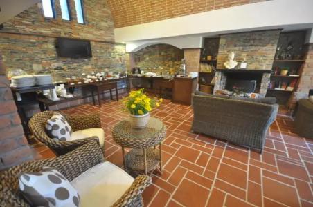 El Vino & Suites - 20