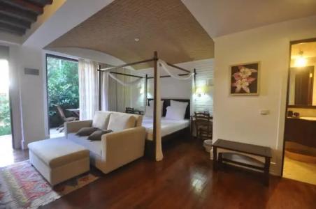 El Vino & Suites - 44