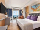 Deluxe room with sea view