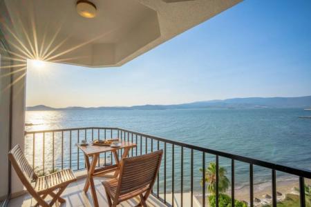 Med-Inn Boutique - 206