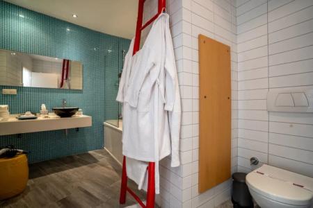 Med-Inn Boutique - 151