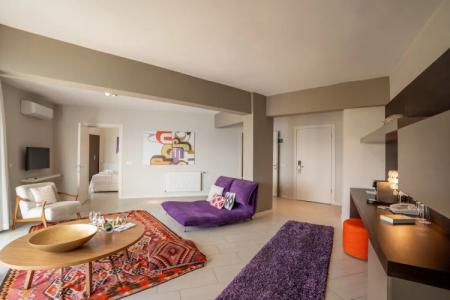 Med-Inn Boutique - 195