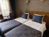 Standard room with land view