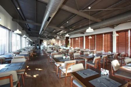 DoubleTree by Hilton Bodrum Marina Vista - 19