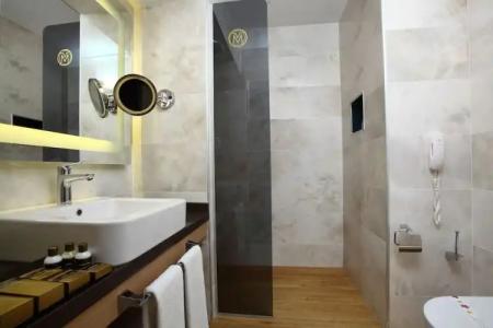 DoubleTree by Hilton Bodrum Marina Vista - 70