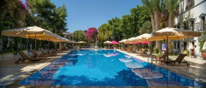 DoubleTree by Hilton Bodrum Marina Vista - 38
