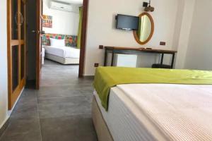 Butikhan Hotel, Guendogan