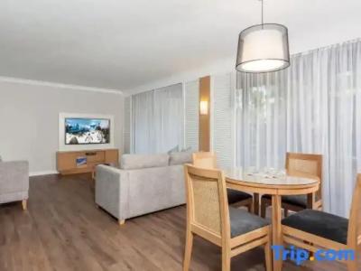 Sea World Resort - 98