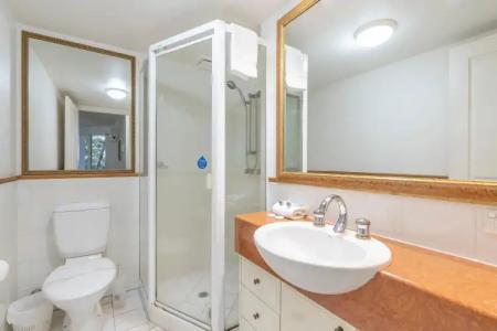 Burleigh Mediterranean Resort - 9