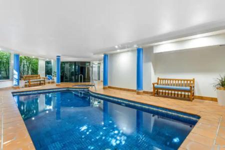 Burleigh Mediterranean Resort - 11