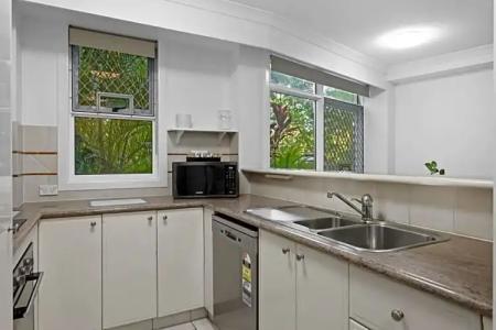 Burleigh Mediterranean Resort - 53