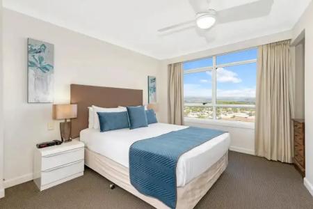 Burleigh Mediterranean Resort - 2