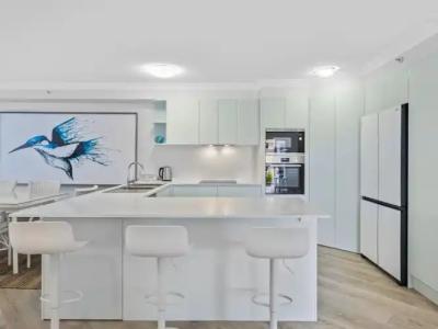 Oceana On Broadbeach - 235