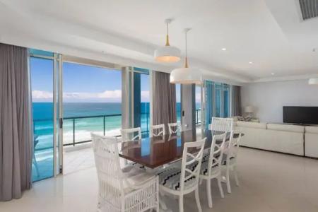 Oceana On Broadbeach - 242