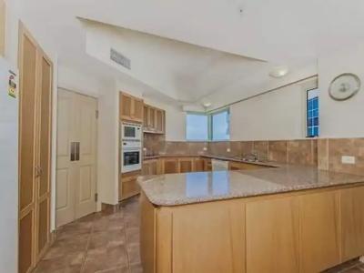 Oceana On Broadbeach - 24