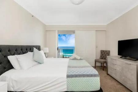 Oscar On Main Beach Resort - 236