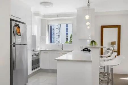 Oscar On Main Beach Resort - 60