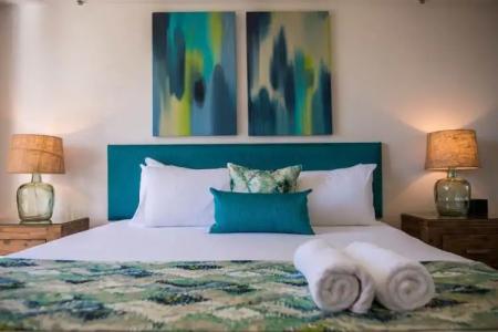 Oscar On Main Beach Resort - 54