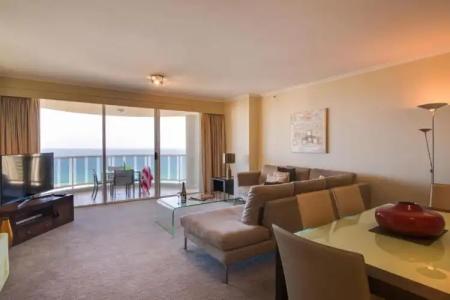 Oscar On Main Beach Resort - 170