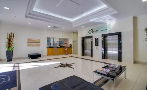 Oscar On Main Beach Resort - 13