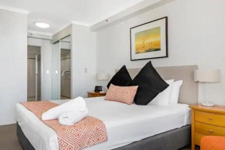 Oscar On Main Beach Resort - 149