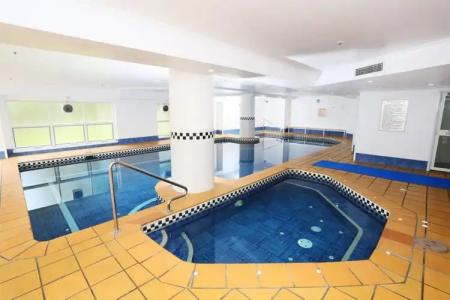 Oscar On Main Beach Resort - 15