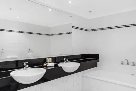 Oscar On Main Beach Resort - 102