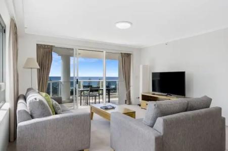 Oscar On Main Beach Resort - 72