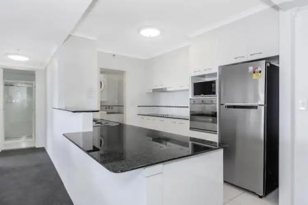 Oscar On Main Beach Resort - 65