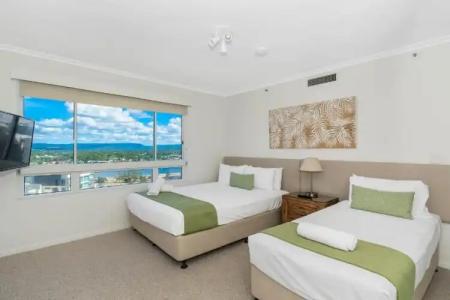 Oscar On Main Beach Resort - 198