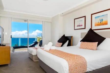 Oscar On Main Beach Resort - 204